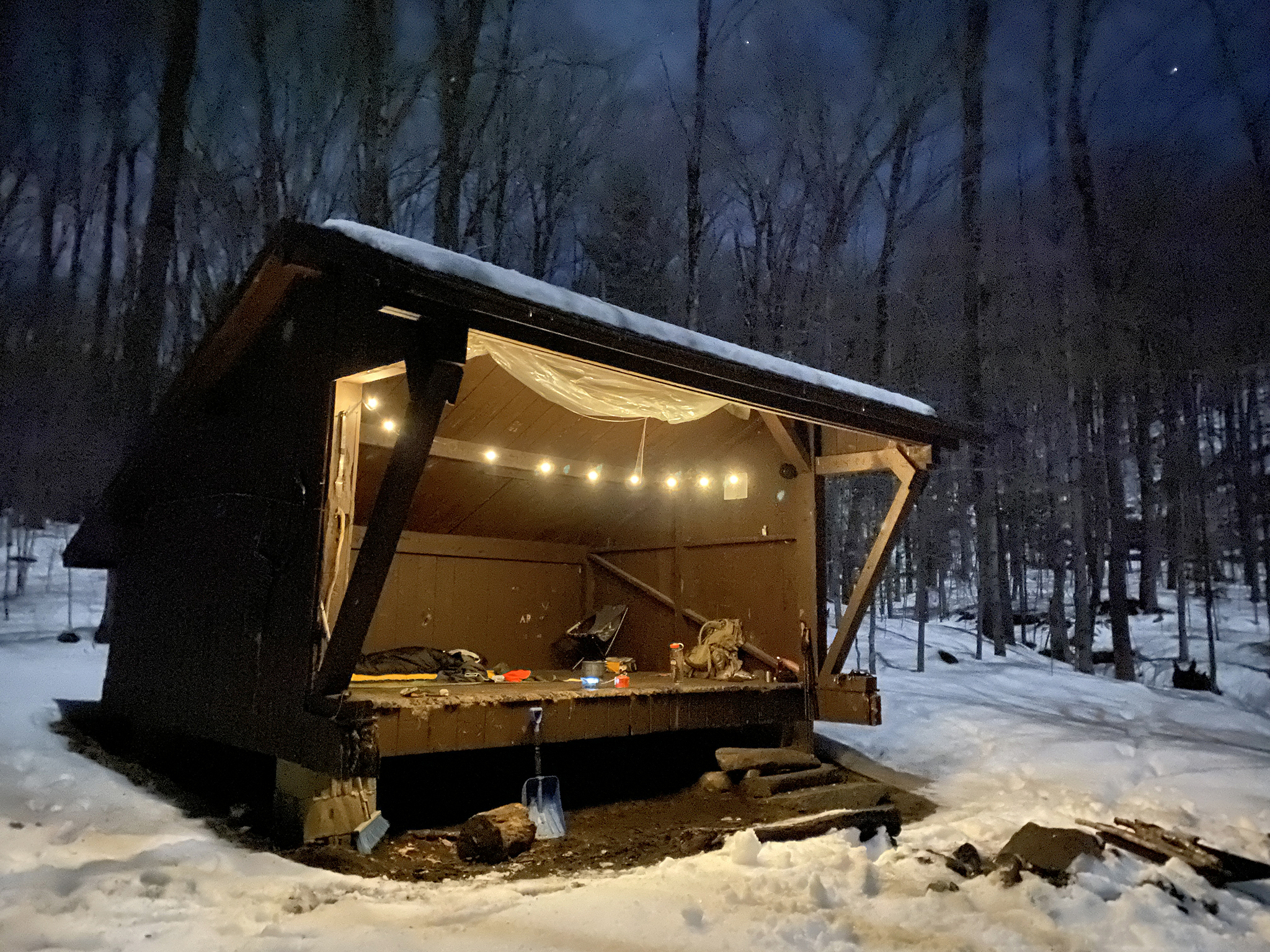 Trip report: A winter’s night on the Dunbar Brook Trail in Monroe State Forest